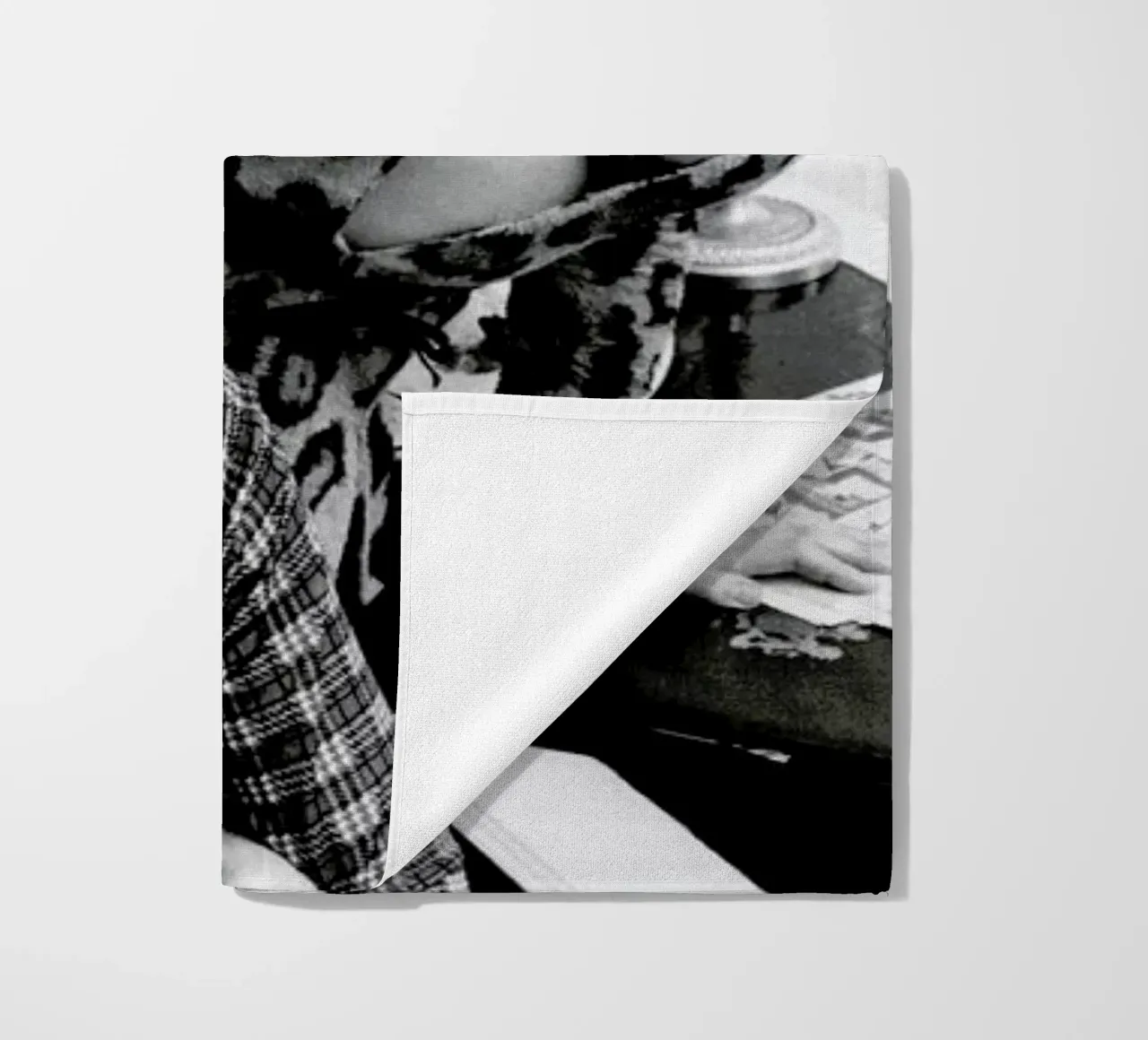 Andy Warhol telo mare da Gallery Print and Art Limited