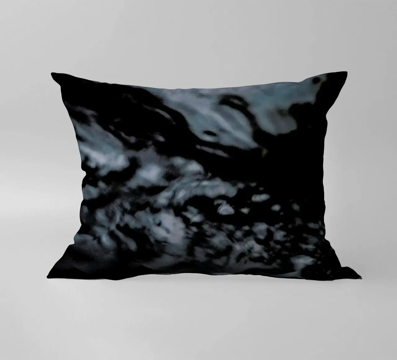 Water Pattern 4 cuscino da Chris Abatzis