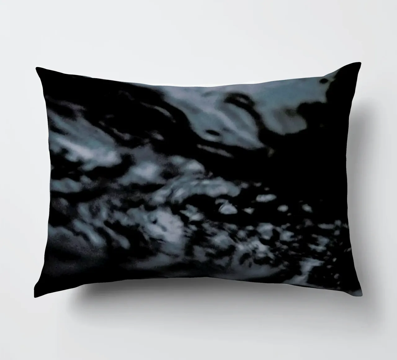 Water Pattern 4 cuscino da Chris Abatzis