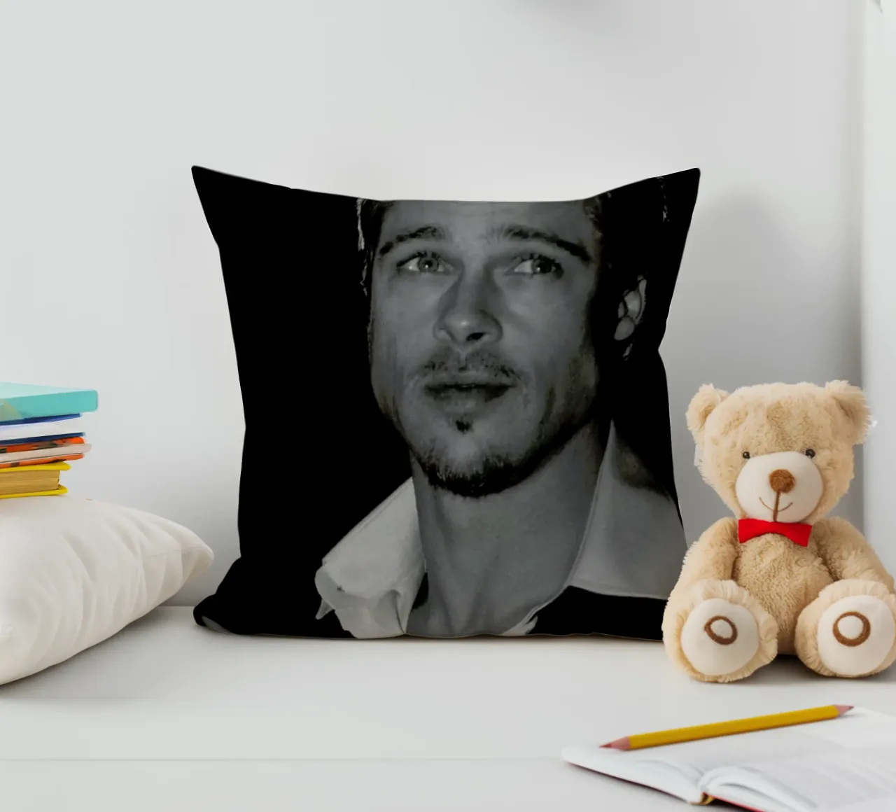 Brad Pitt cuscino da Gallery Print and Art Limited