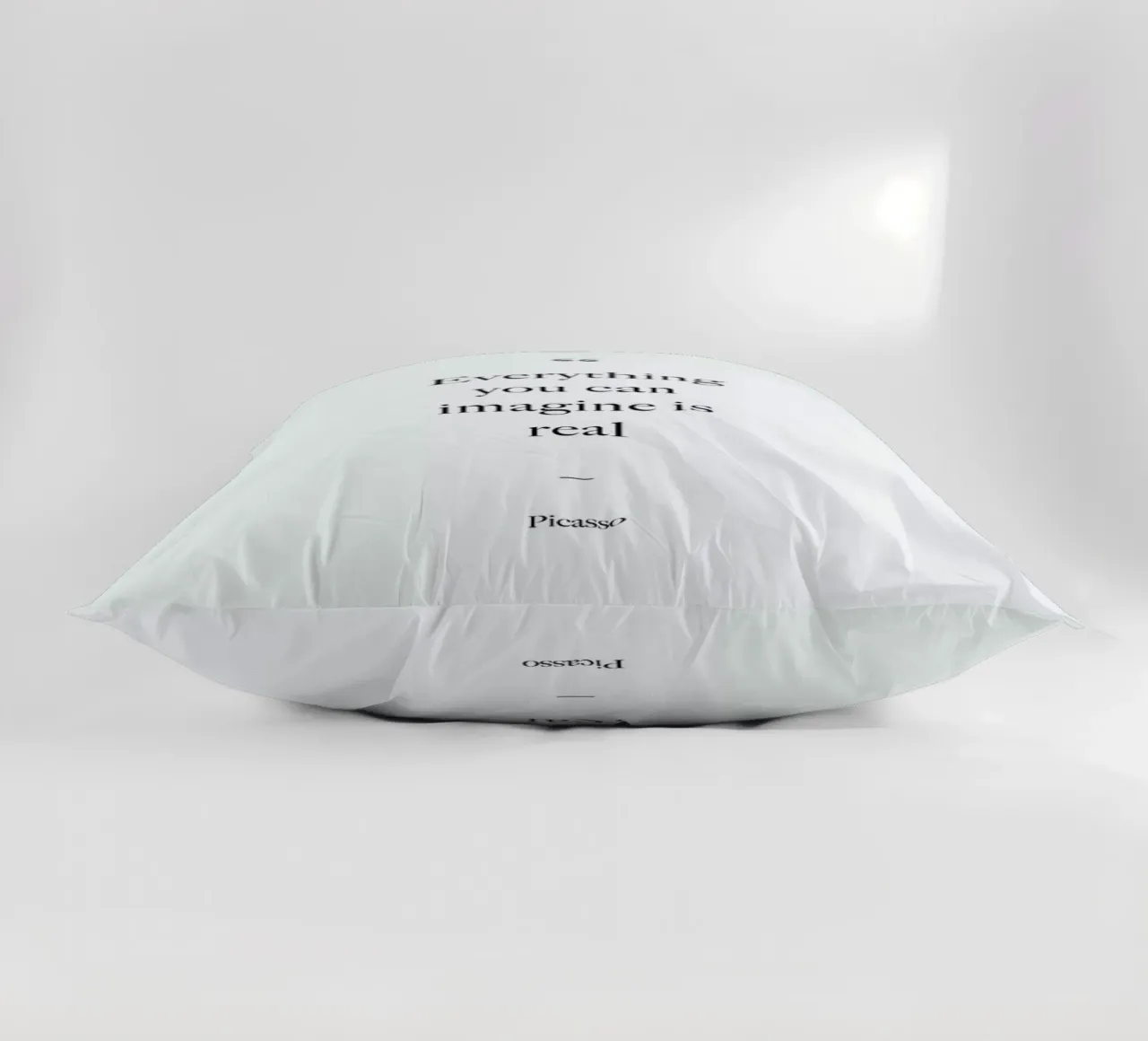 Everything You Can Imagine Is Real cuscino da Studio One