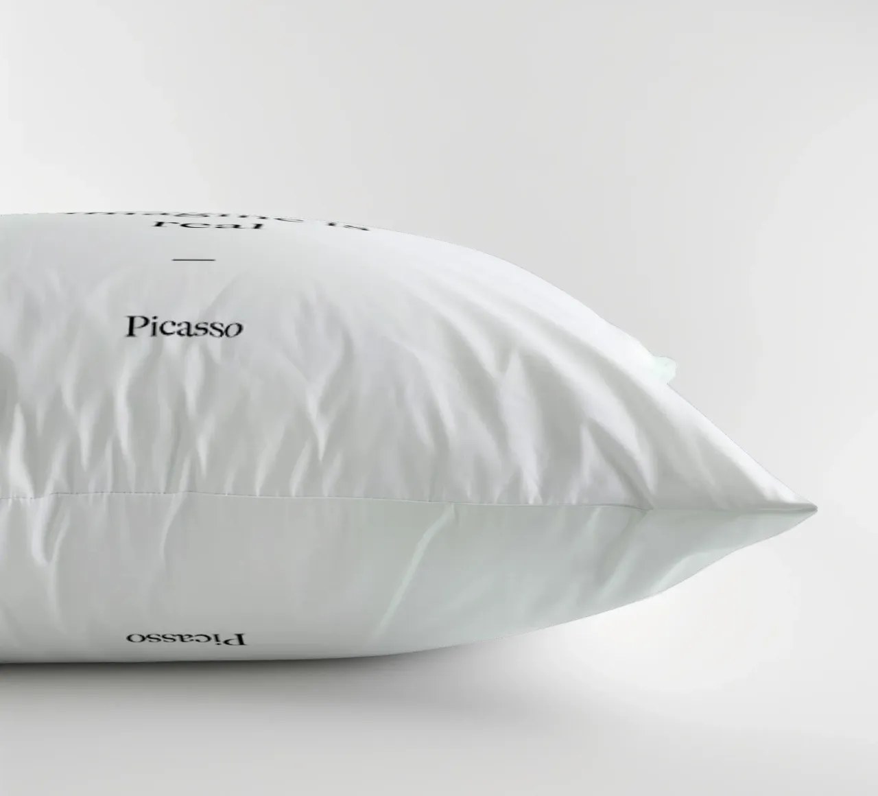 Everything You Can Imagine Is Real cuscino da Studio One