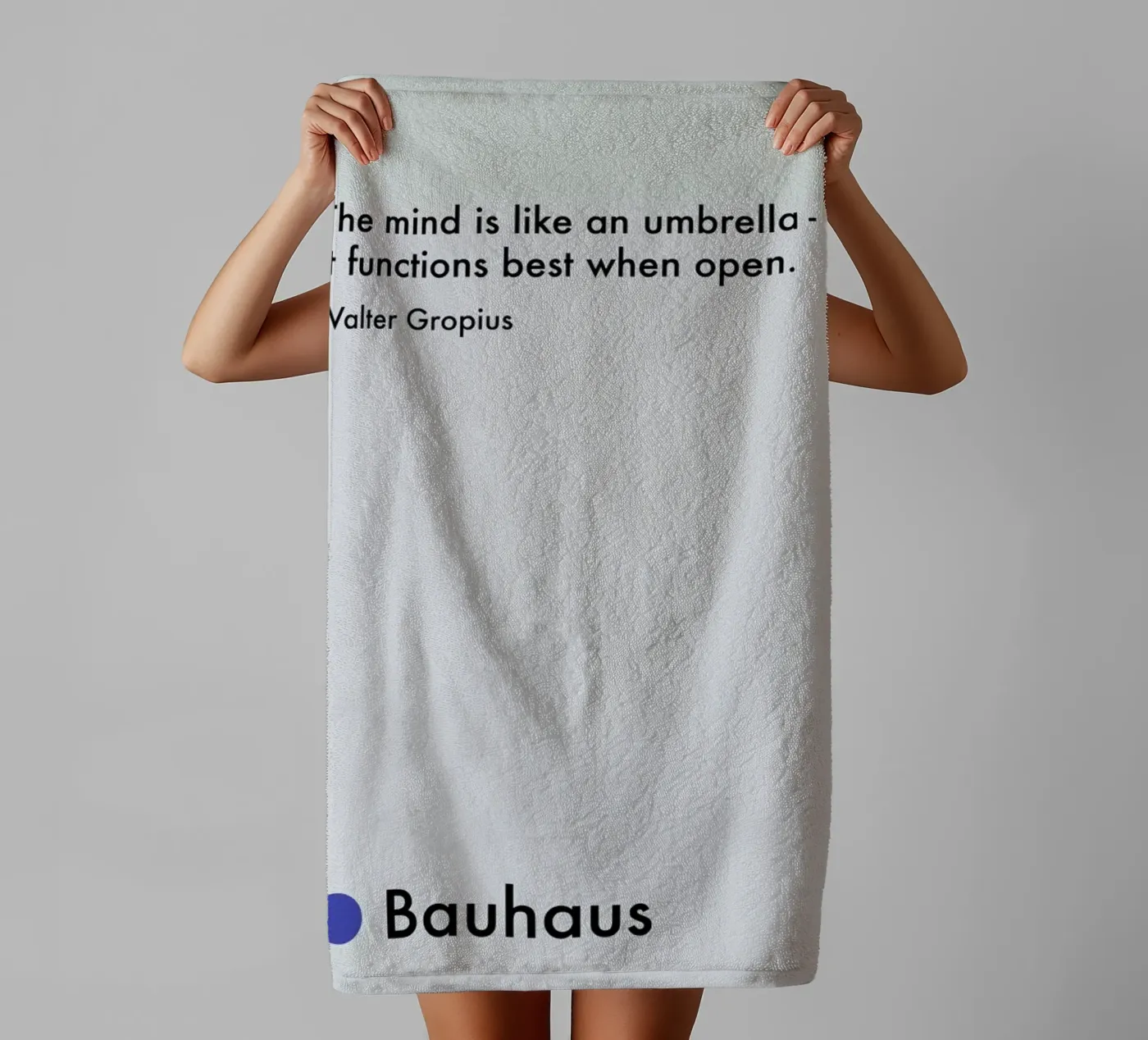 Gropius - Creativity Handtuch von Studio One