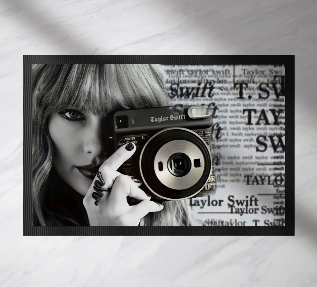 Taylor swift and clasic camera zerbino da avissta