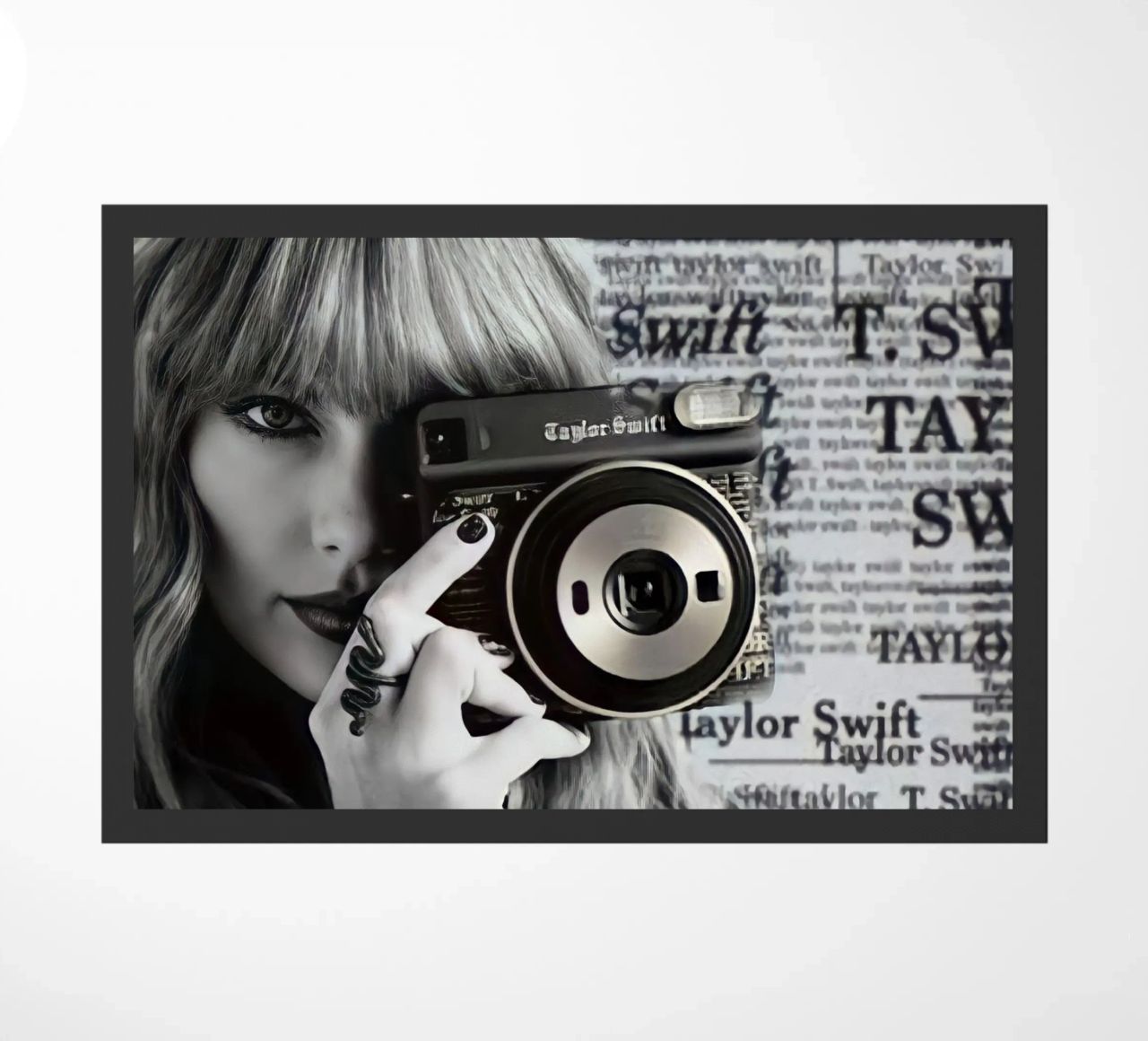 Taylor swift and clasic camera zerbino da avissta