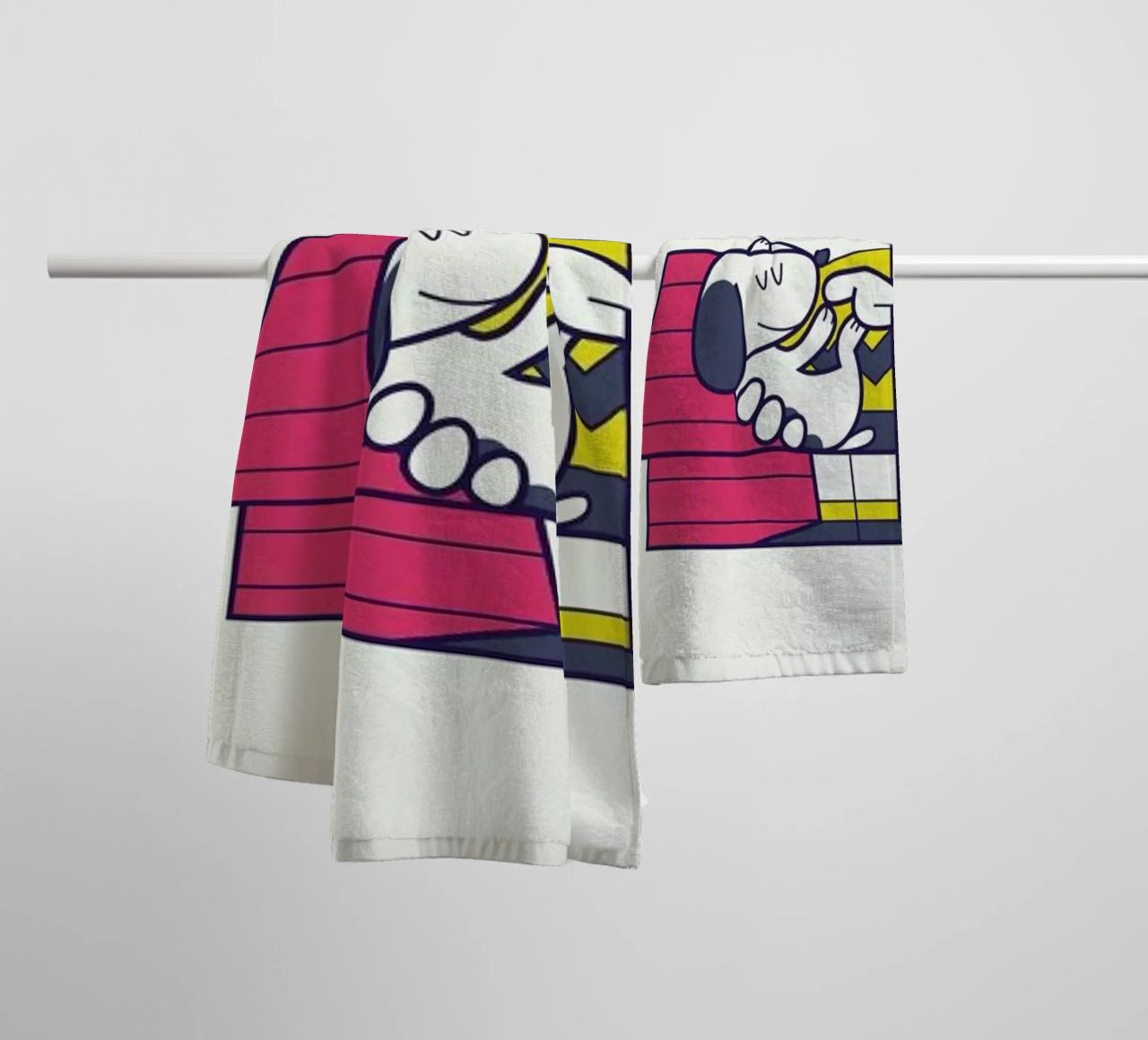 Home is where you are Handtuch von Ale Giorgini