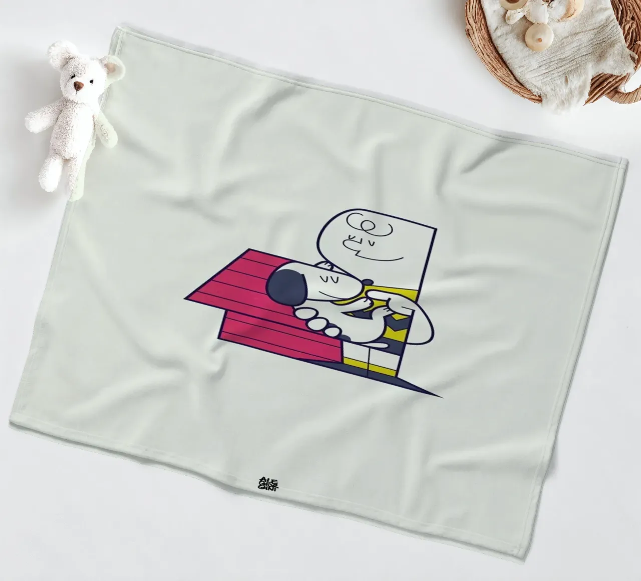 Home is where you are coperta in pile da Ale Giorgini