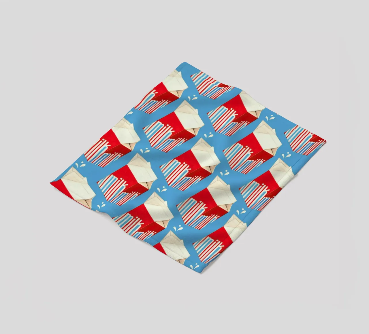 Lunch Patterns Milk Blue coperta in pile da Kelly Gilleran