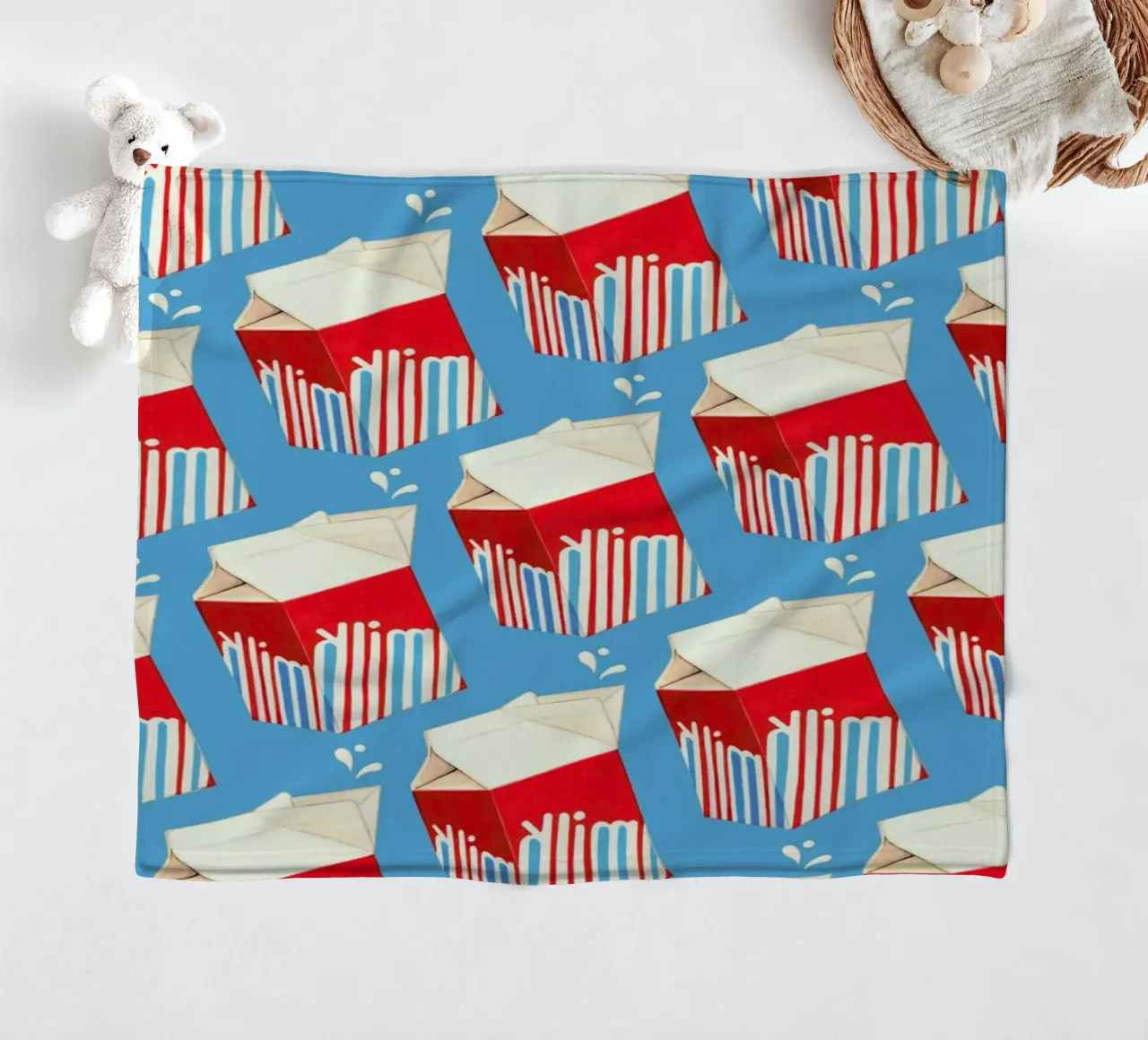 Lunch Patterns Milk Blue coperta in pile da Kelly Gilleran