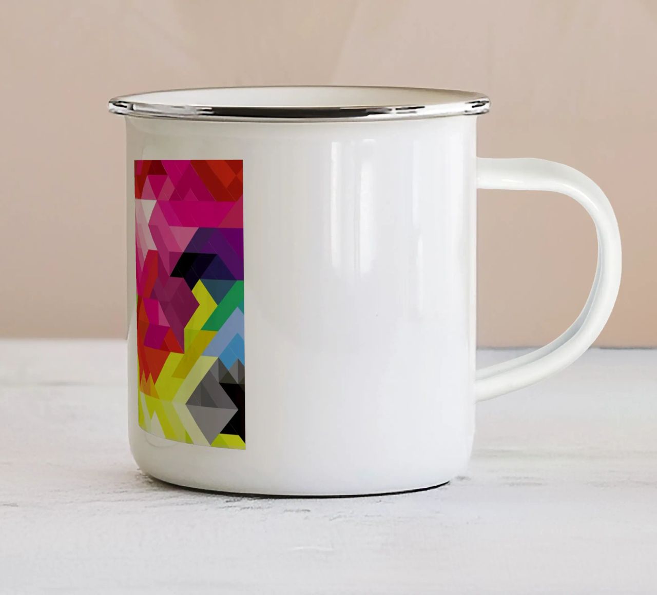 Feathers tazza in smalto da Three Of The Possessed