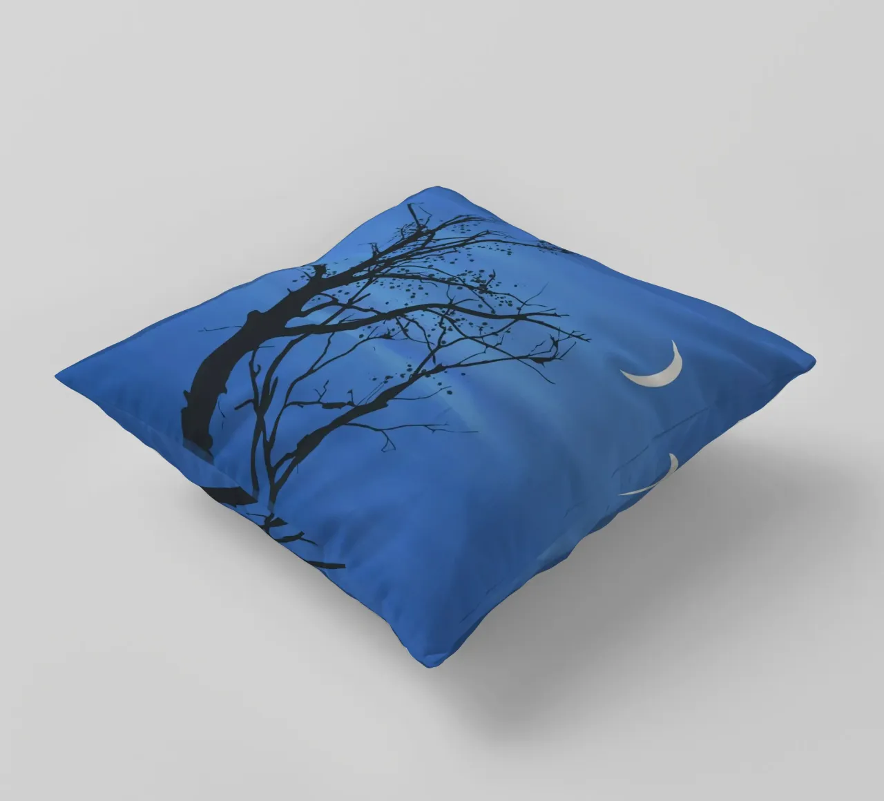 Cielo blu a mezzaluna cuscino da Little Dean
