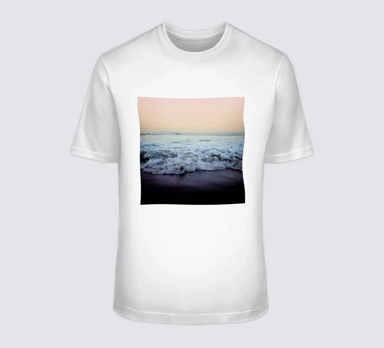 Crash into me t-shirt da Leah Flores
