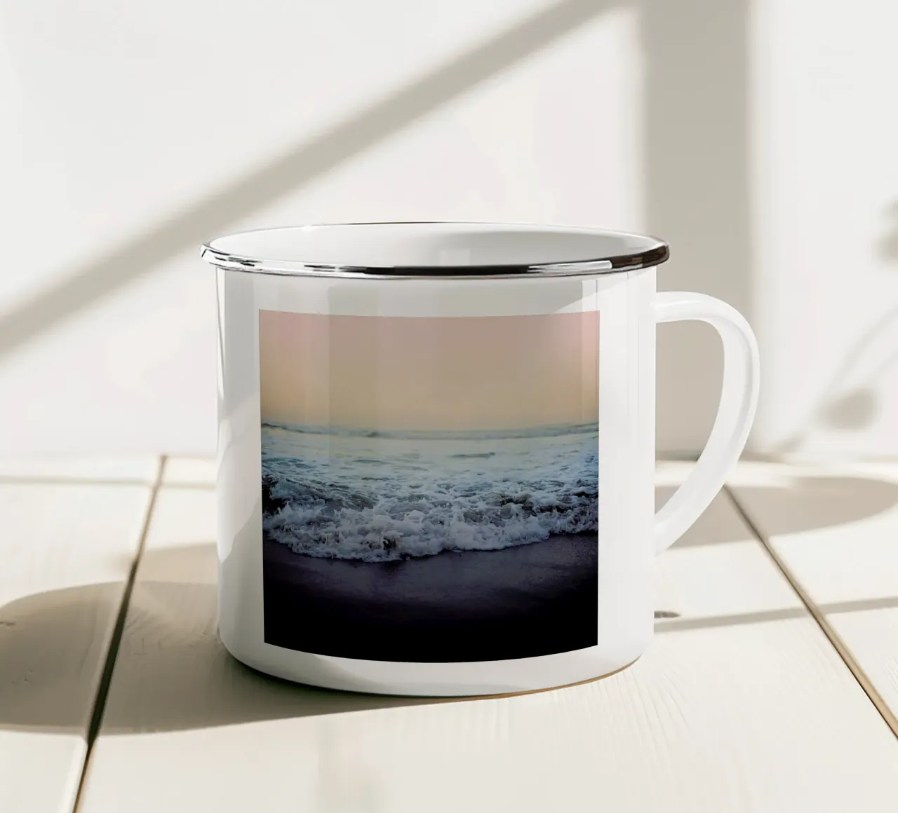 Crash into me Emaille Tasse von Leah Flores