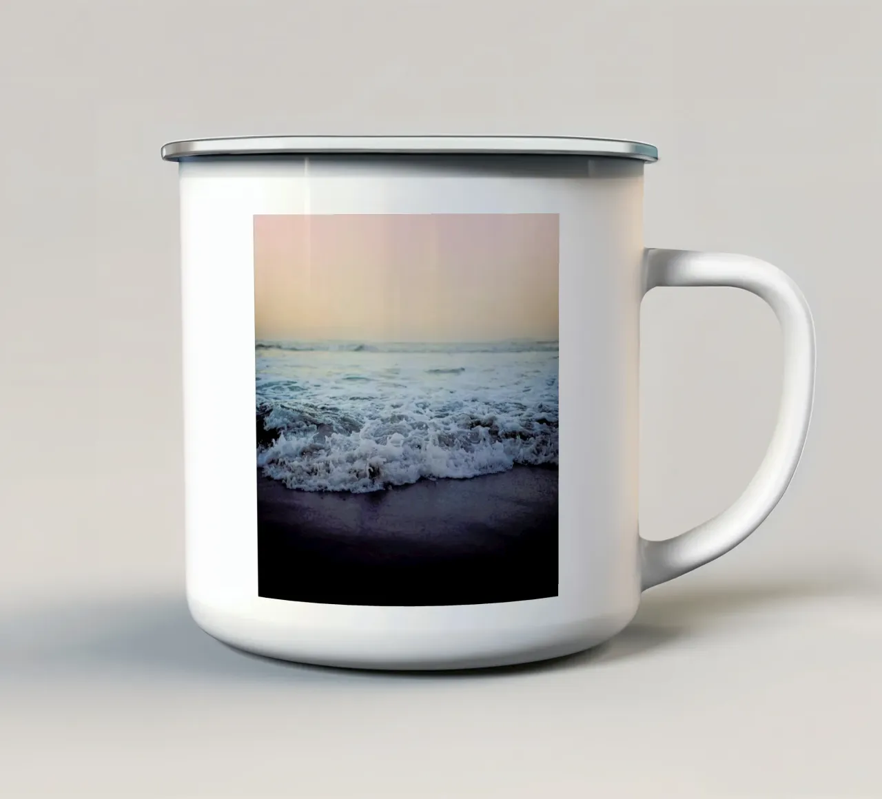 Crash into me Emaille Tasse von Leah Flores
