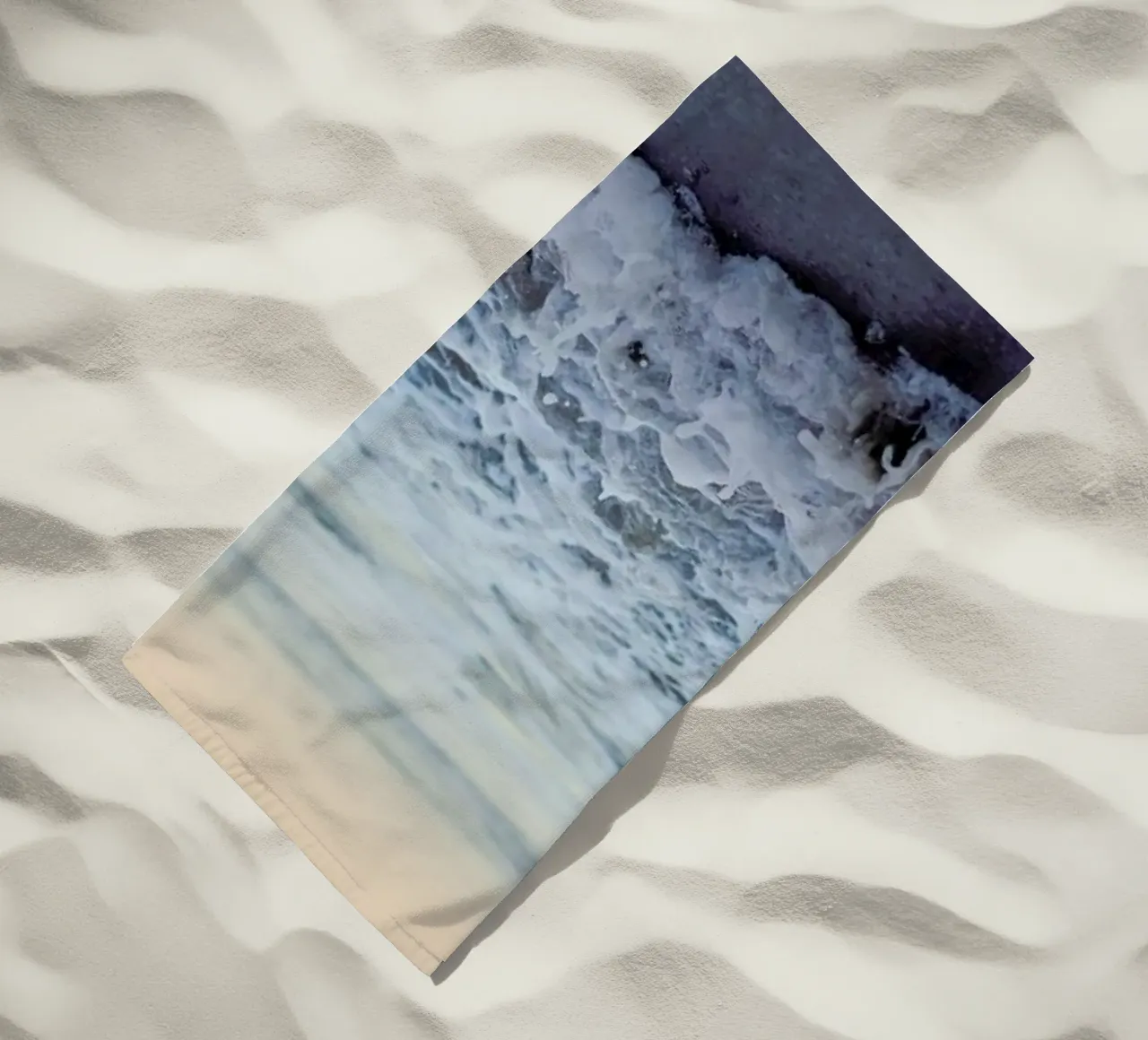 Crash into me telo mare da Leah Flores