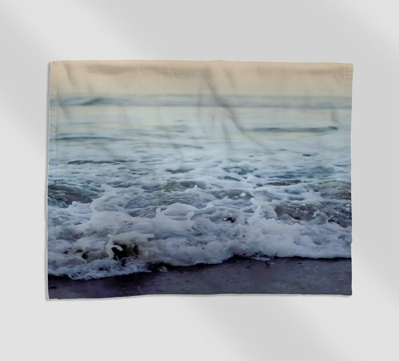 Crash into me telo mare da Leah Flores