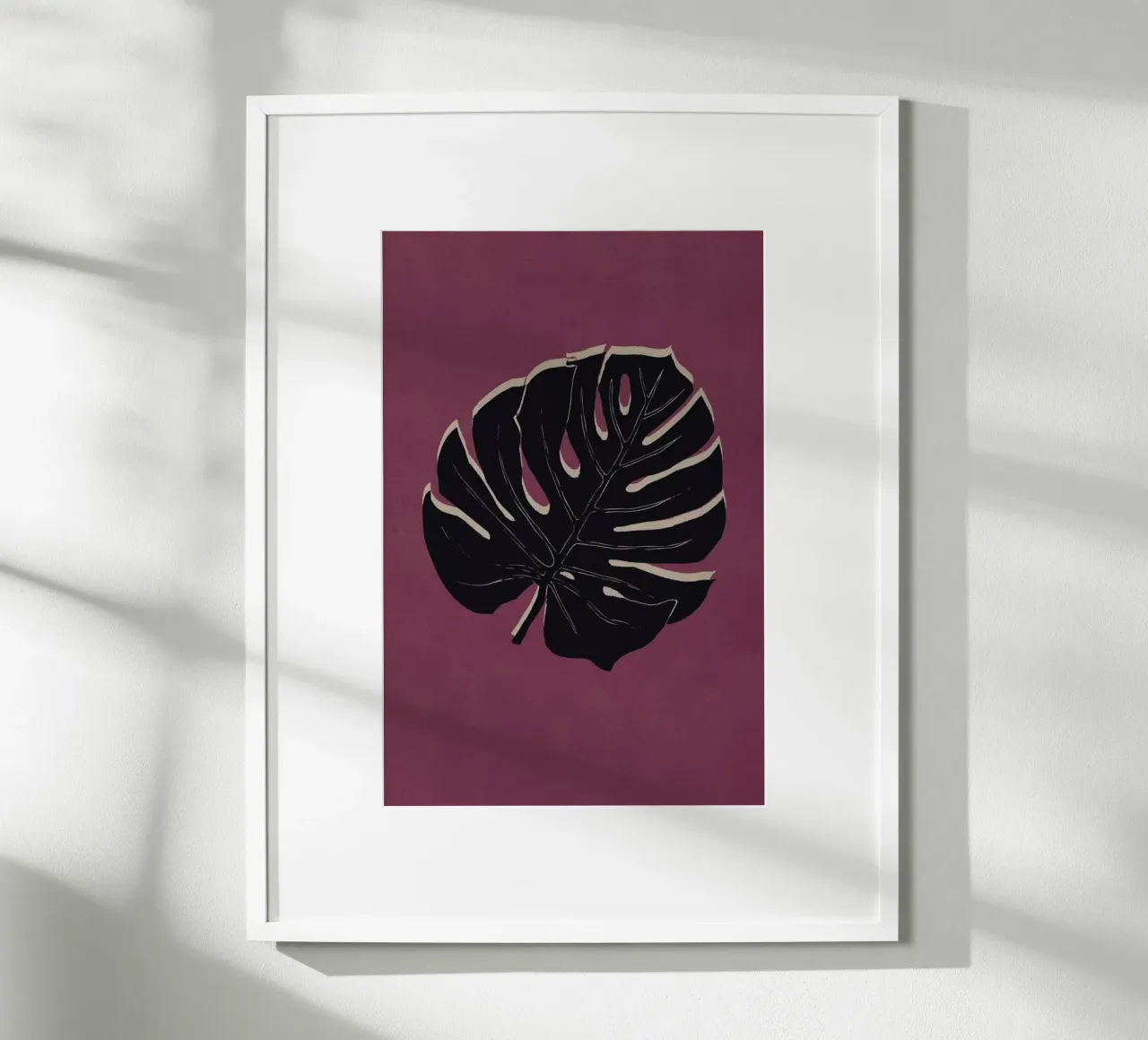 Monstera Brickandnight poster con telaio in legno da Elena Veronese