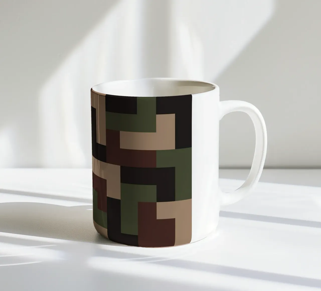 Art design camouflage navy tazza in ceramica da galihstudio