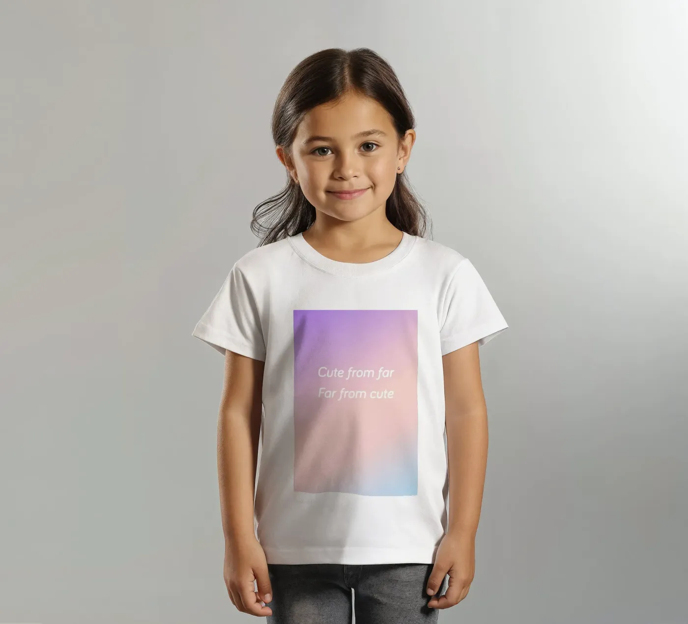 Cute From Far t-shirt bambini da Oh Darling