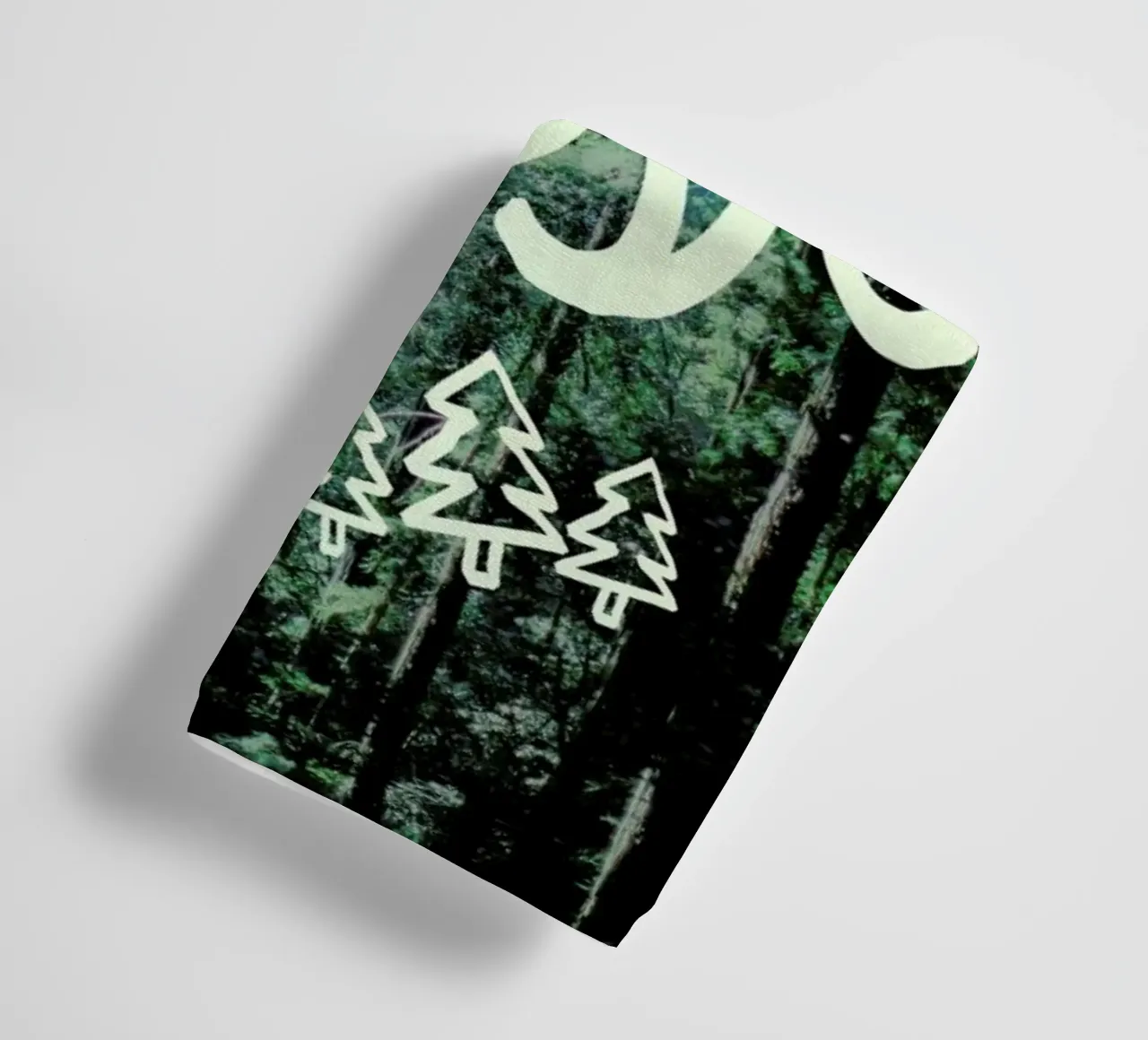 Get Lost Forest asciugamano da bagno da Leah Flores