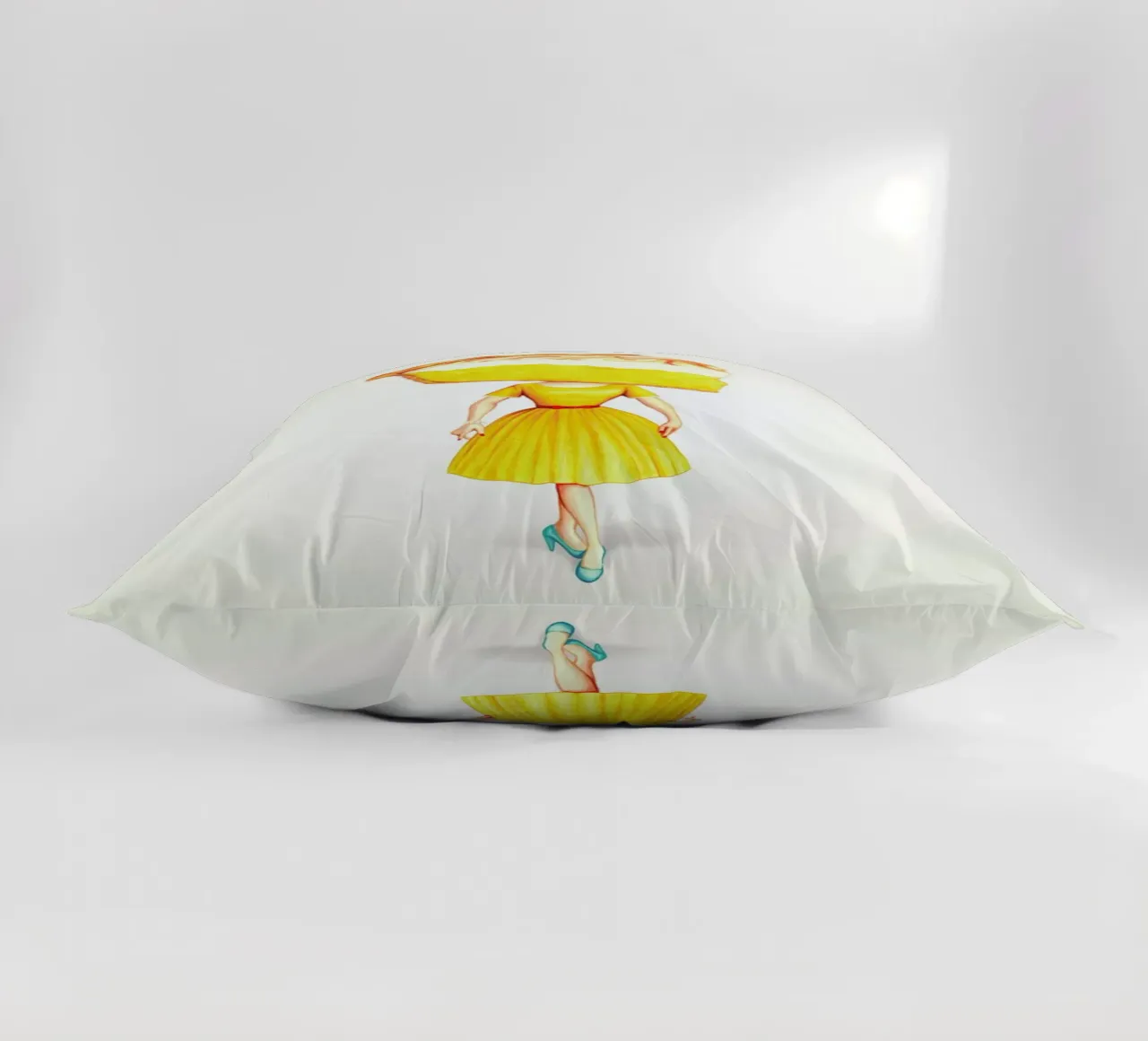 Cake Heads Lemon cuscino da Kelly Gilleran