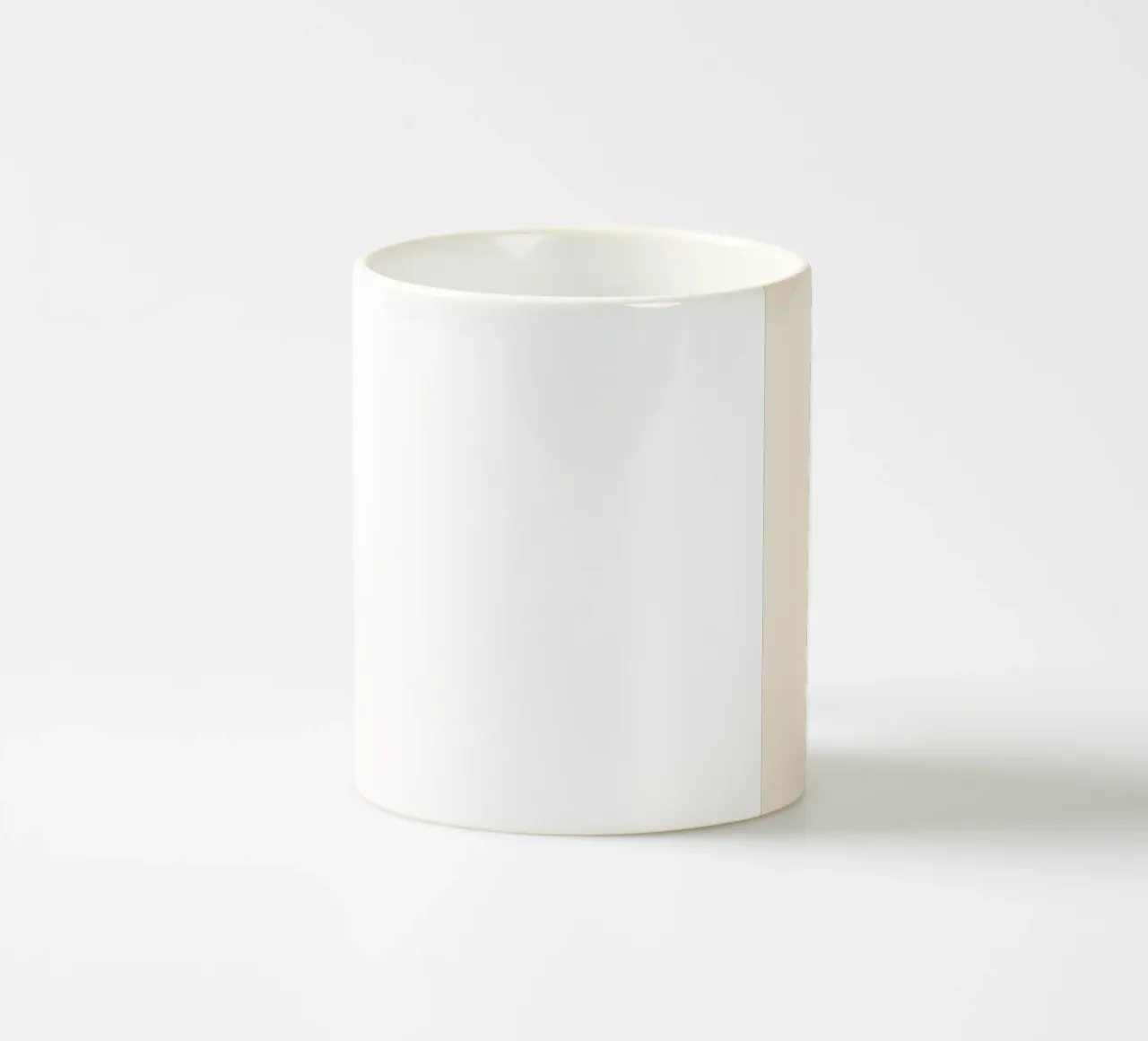 Spanish Key tazza in ceramica da Viktor Hertz