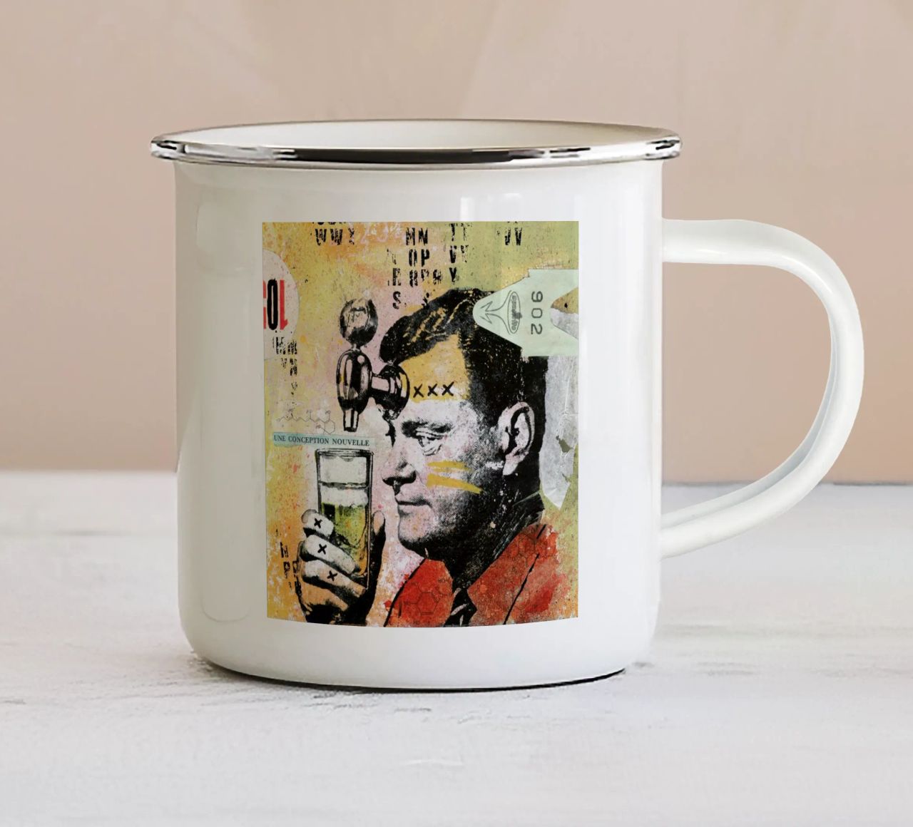 Une Conception Nouvelle tazza in smalto da Tameo