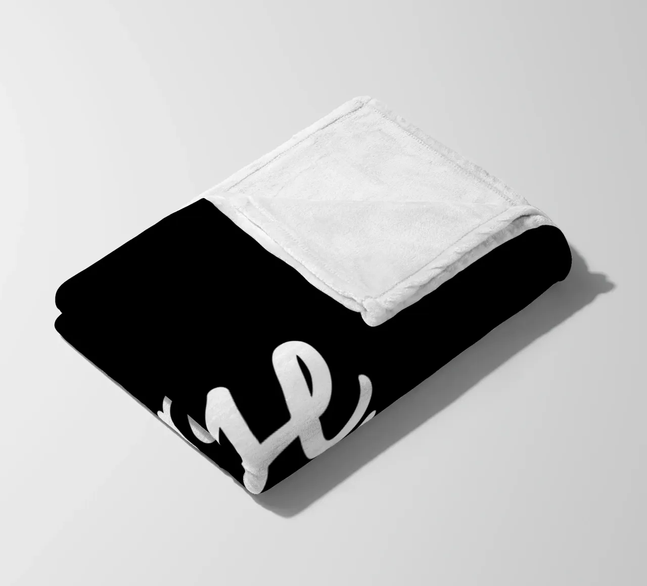 Chase Adventure Design tipografico in bianco e nero coperta in pile da THE MOTIVATED TYPE