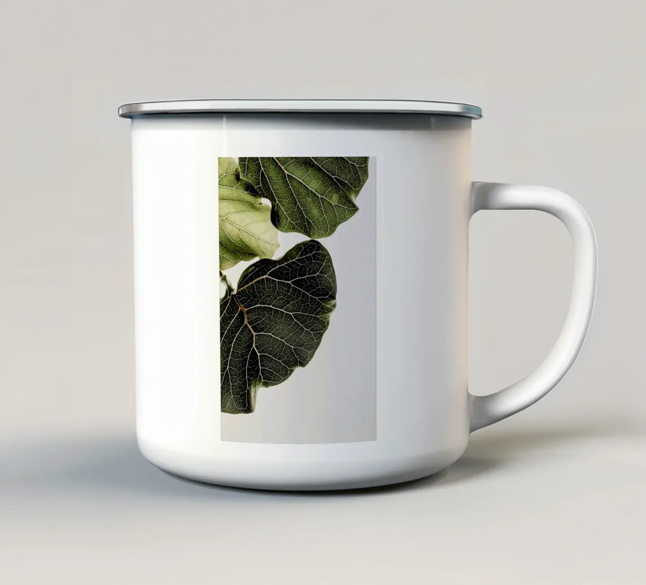 Abutifolia 01 tazza in smalto da Shot By Clint