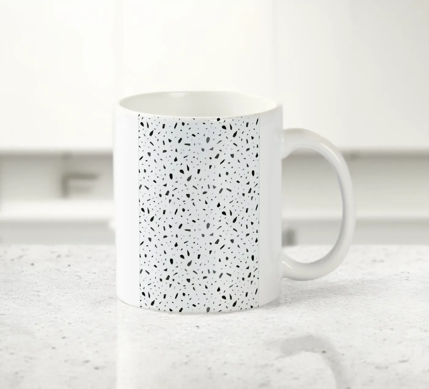 Chunky ceramic mug by STUDIO LEEMO