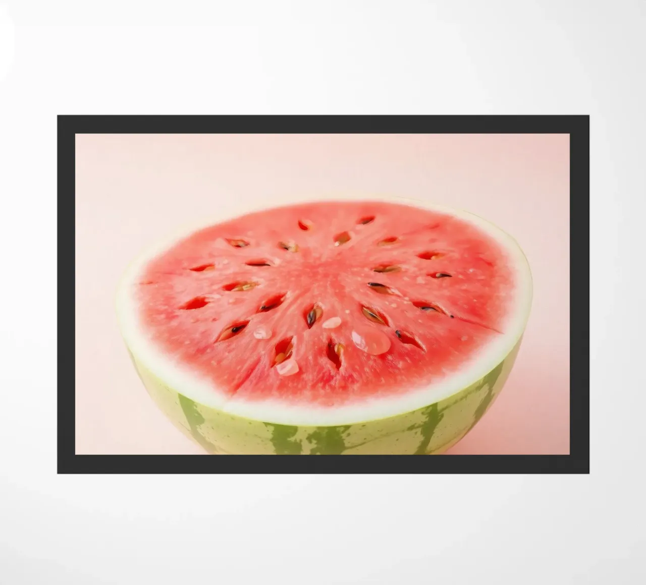 Moitié de pastèque fraîchement coupée d'un rouge éclatant paillasson de DesignDoodle
