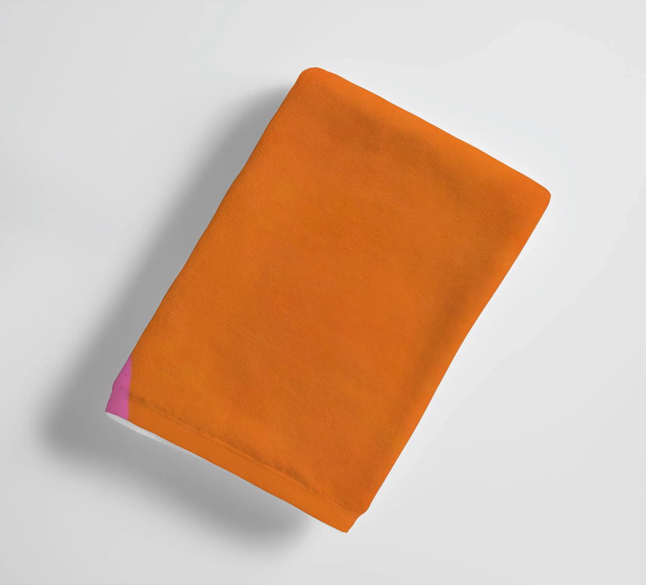 Creative points in summer towel by Carinaprint