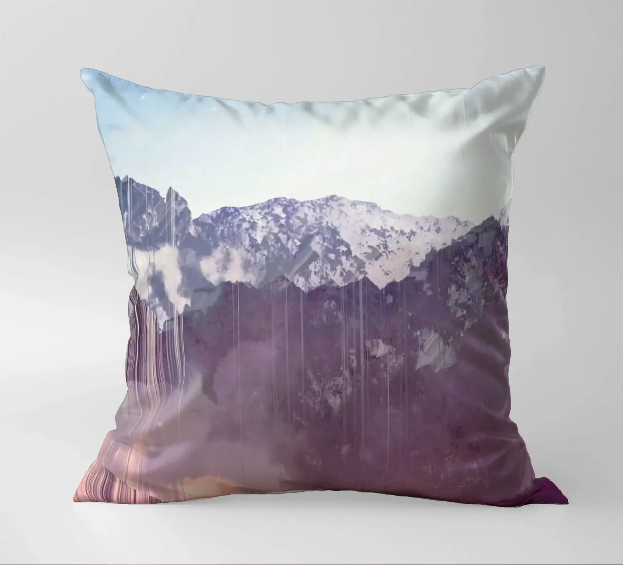 Mountain Glitches kussen van cafelab
