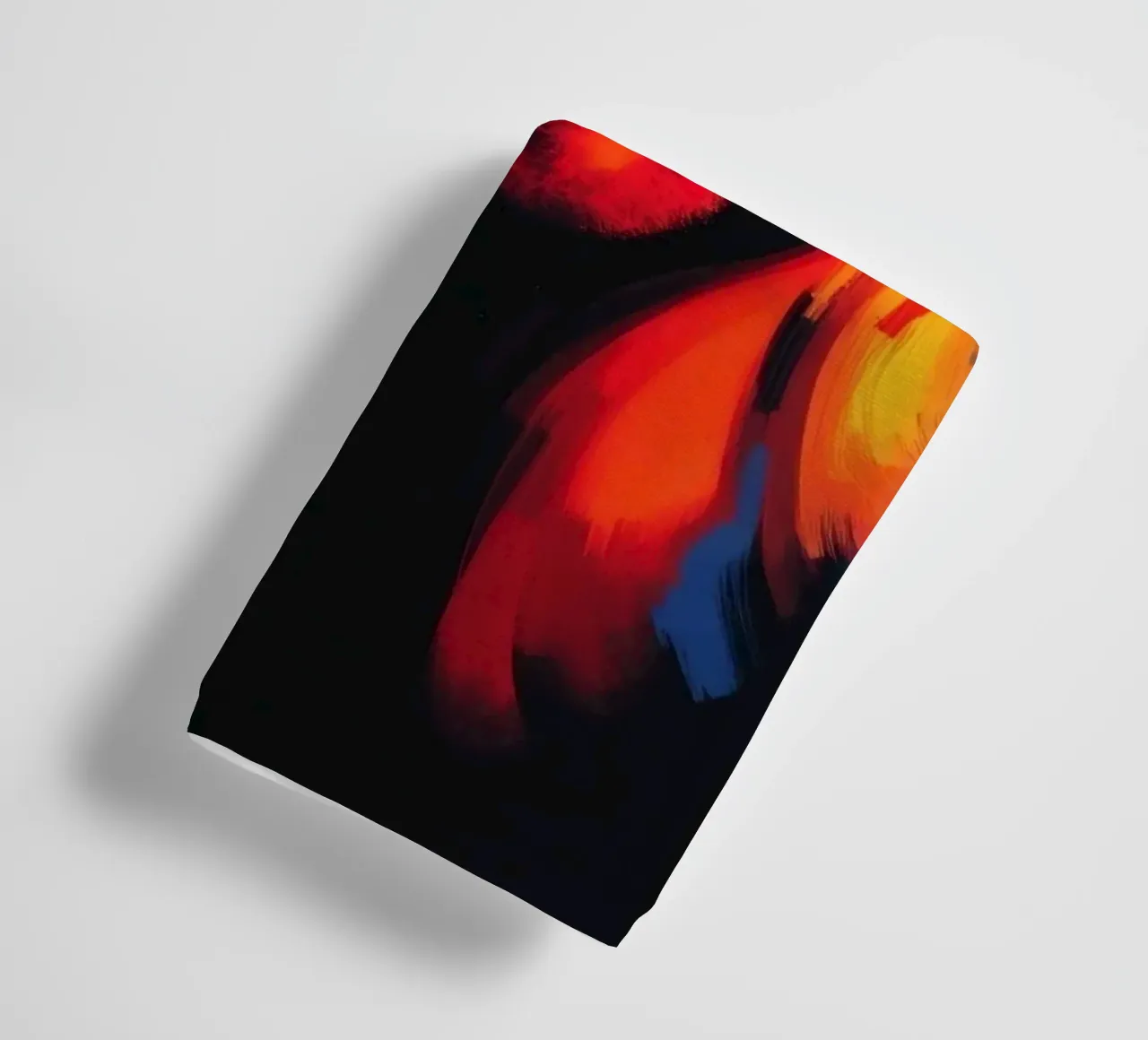 performance d'une chanteuse passionnée, capturée dans une scène intense serviette de bain de DesignDoodle