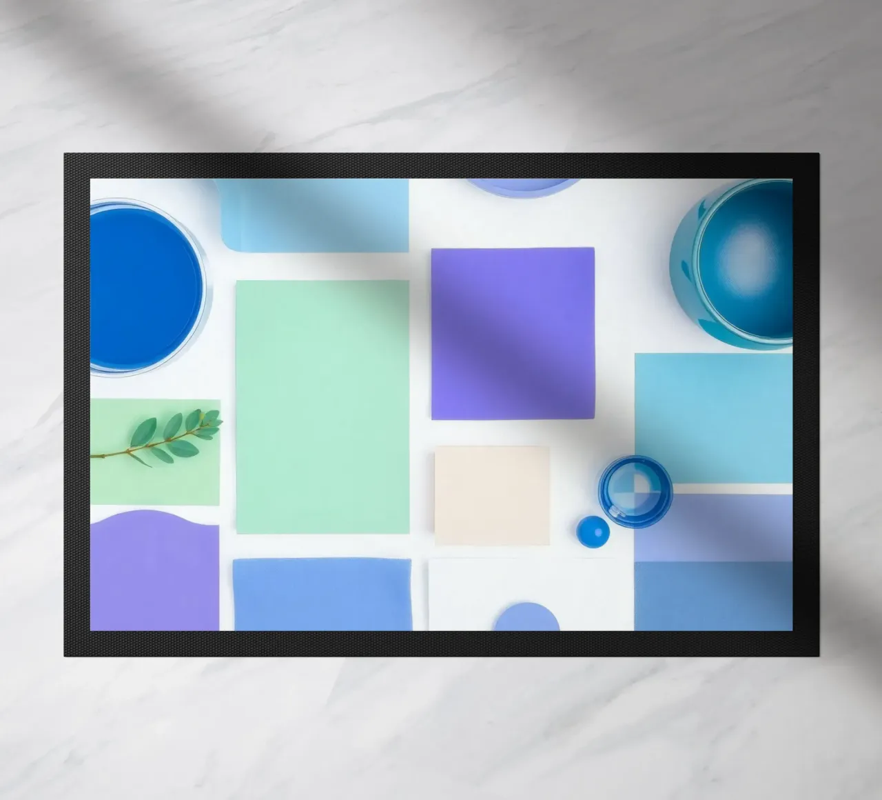 Disposizione colorata di vari campioni di vernice e forme zerbino da DesignDoodle
