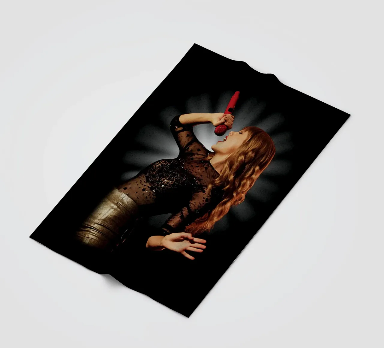 Taylor Swift in Black coperta in pile da avissta