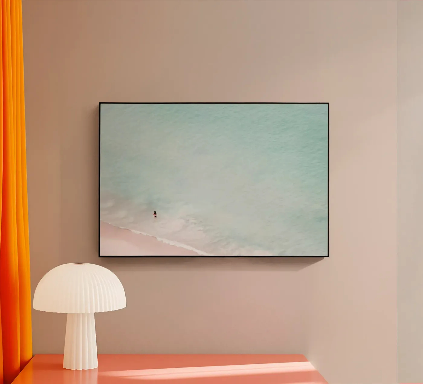 The Black Bikini plexiglass da Ingrid Beddoes