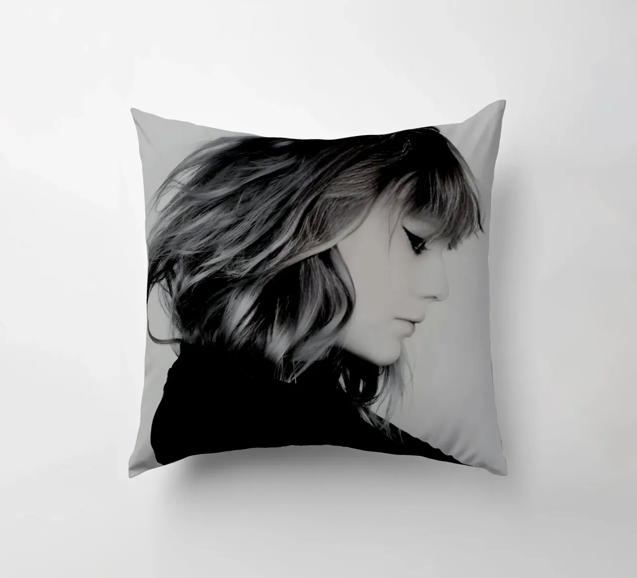 Taylor swift beautiful in black cuscino da avissta