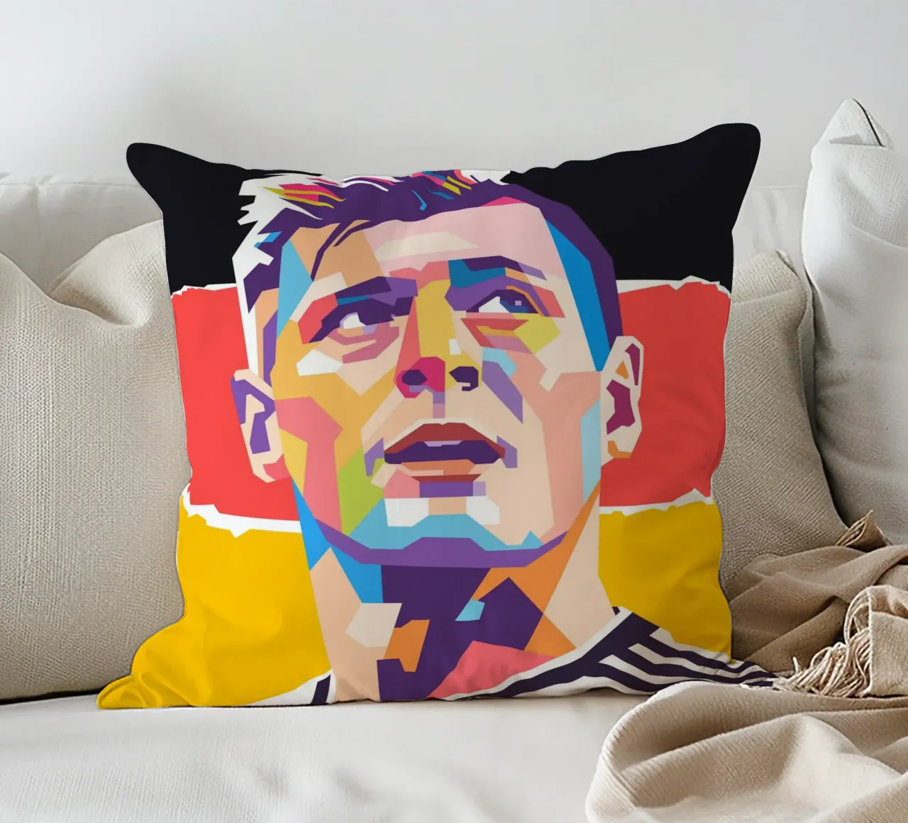 Tony Kroos ritratto pop art cuscino da Hantamrata