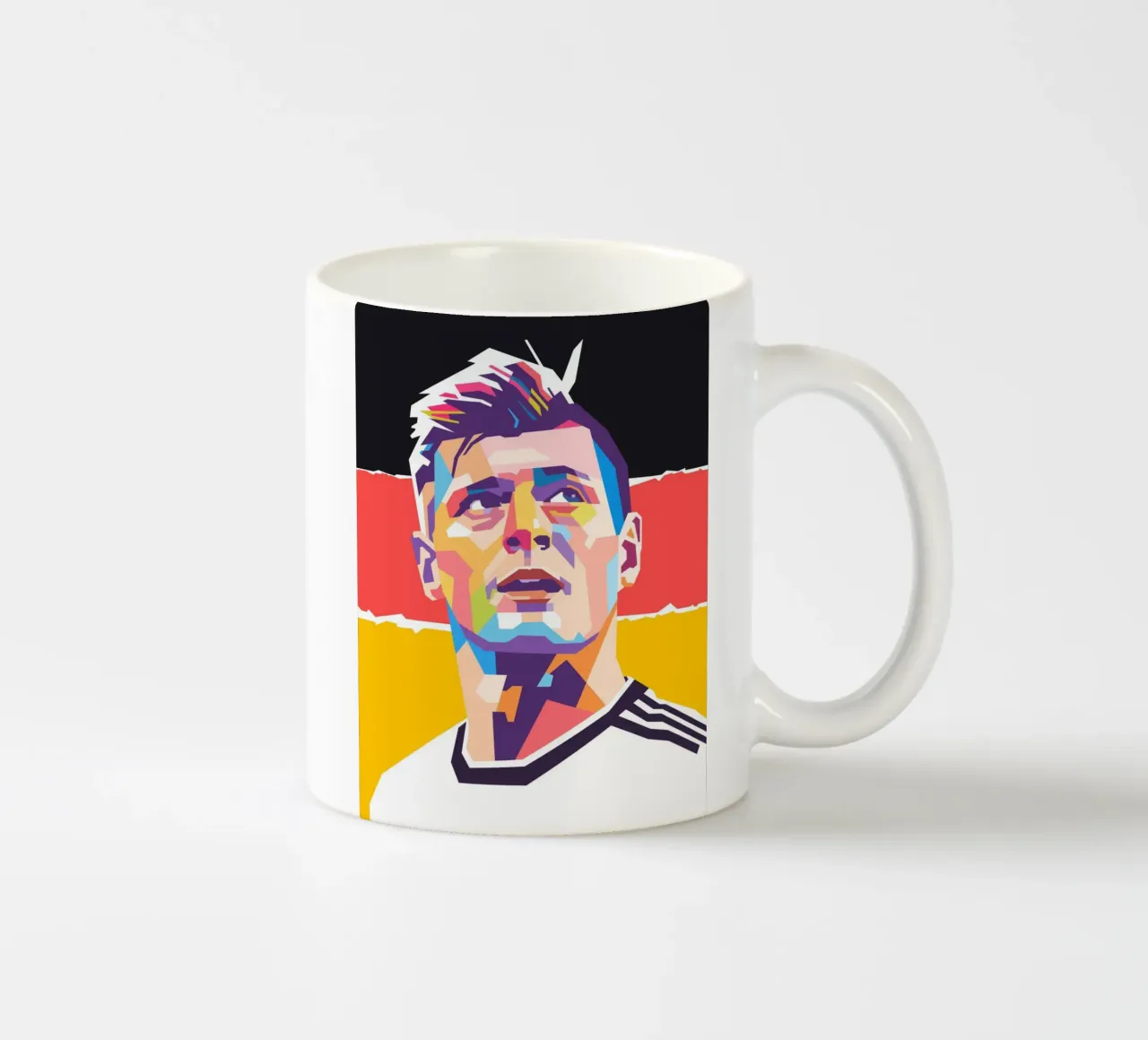 Tony Kroos ritratto pop art tazza in ceramica da Hantamrata