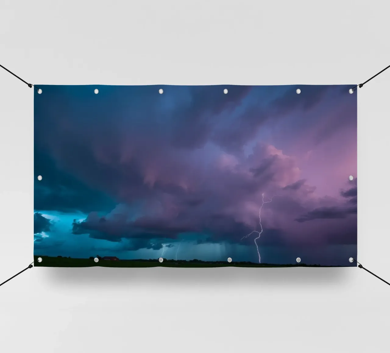 Drammatici fulmini in un cielo tempestoso telo in pvc da DesignDoodle