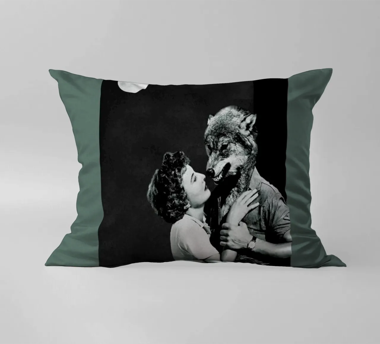 You Dont Look the Same as When I Was Dreaming cuscino da Maarten Léon