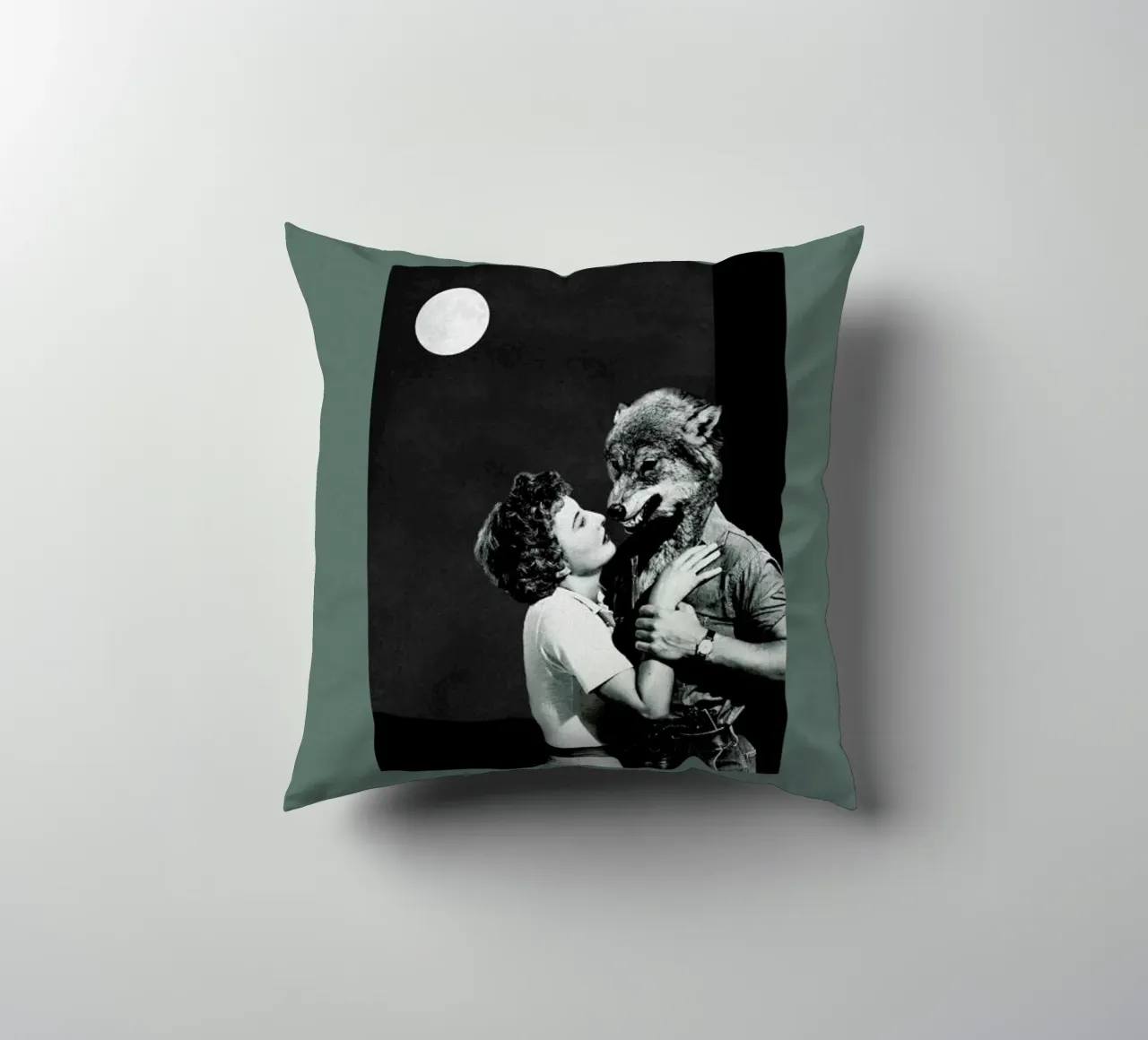 You Dont Look the Same as When I Was Dreaming cuscino da Maarten Léon