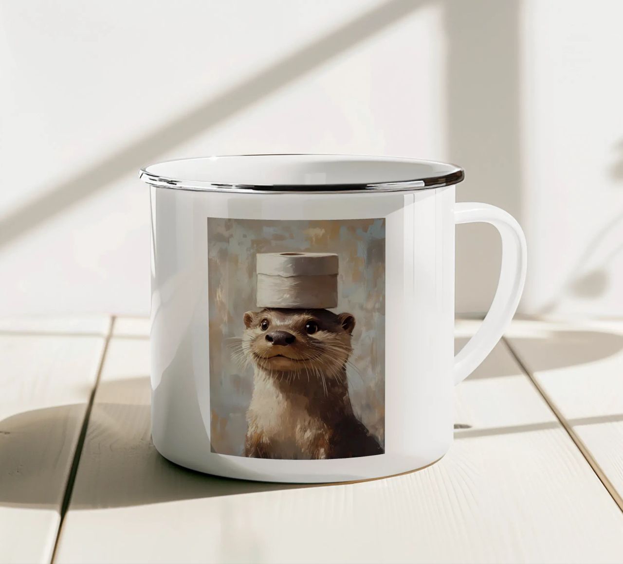 Lontra con cappello di carta igienica tazza in smalto da Ginnery