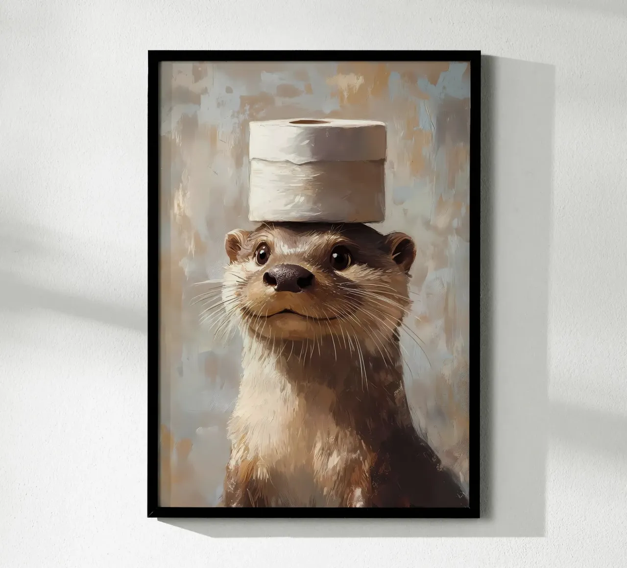 Lontra con cappello di carta igienica poster con telaio in legno da Ginnery
