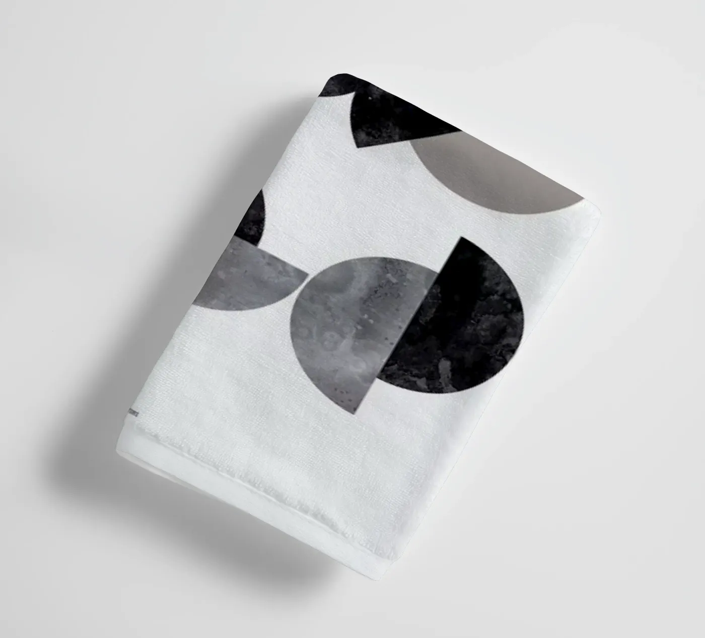 Geometric towel by Nordic Creators