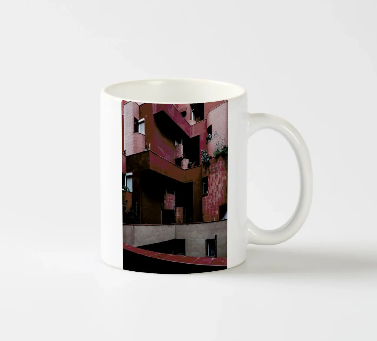 Walden Red tazza in ceramica da Chris Abatzis