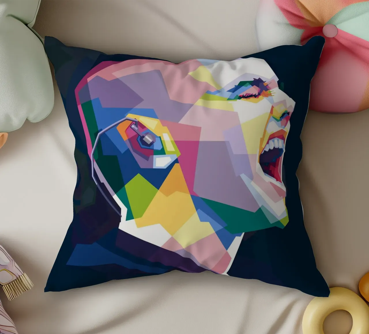 Sinead O'Connor in stile WPAP cuscino da Alkahfsmart