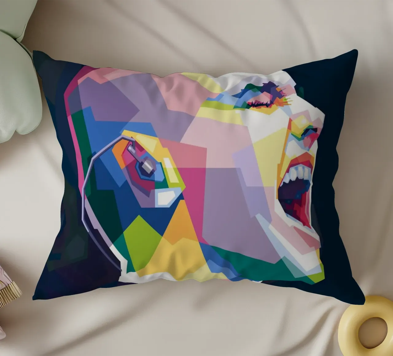 Sinead O'Connor in stile WPAP cuscino da Alkahfsmart