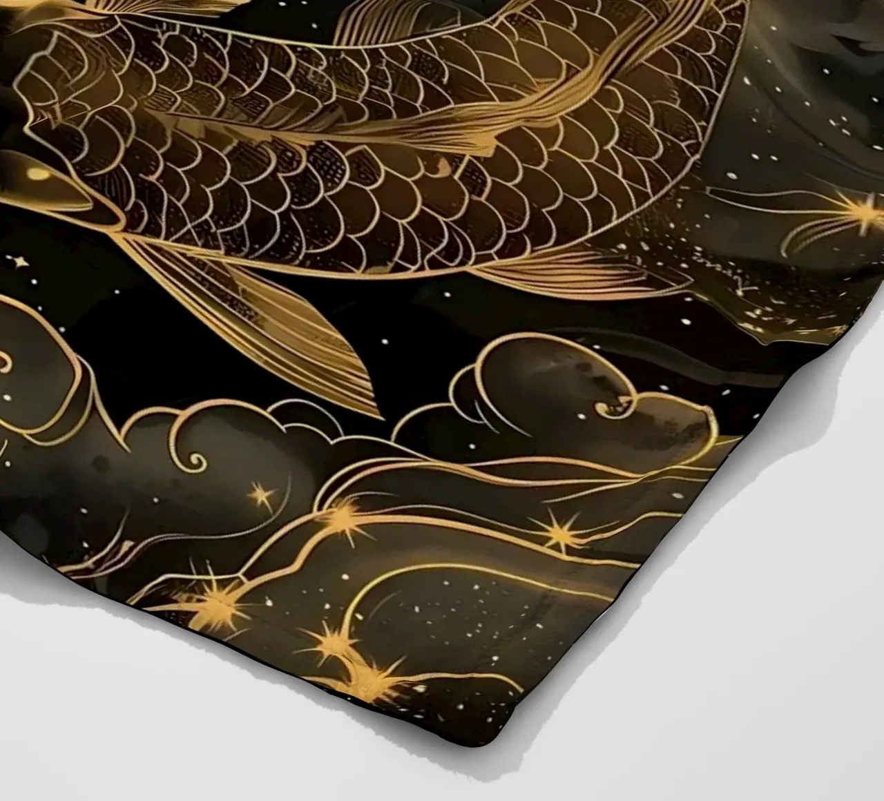 Pesce koi giapponese Yin Yang coperta in pile da Mikesell
